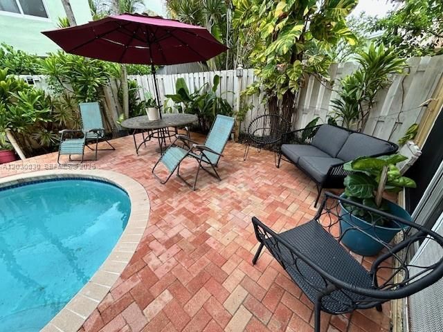 965 SW 102nd Ter , Pembroke Pines, FL 33025 Photo