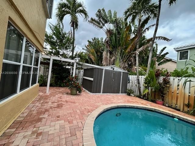 965 SW 102nd Ter , Pembroke Pines, FL 33025 Photo