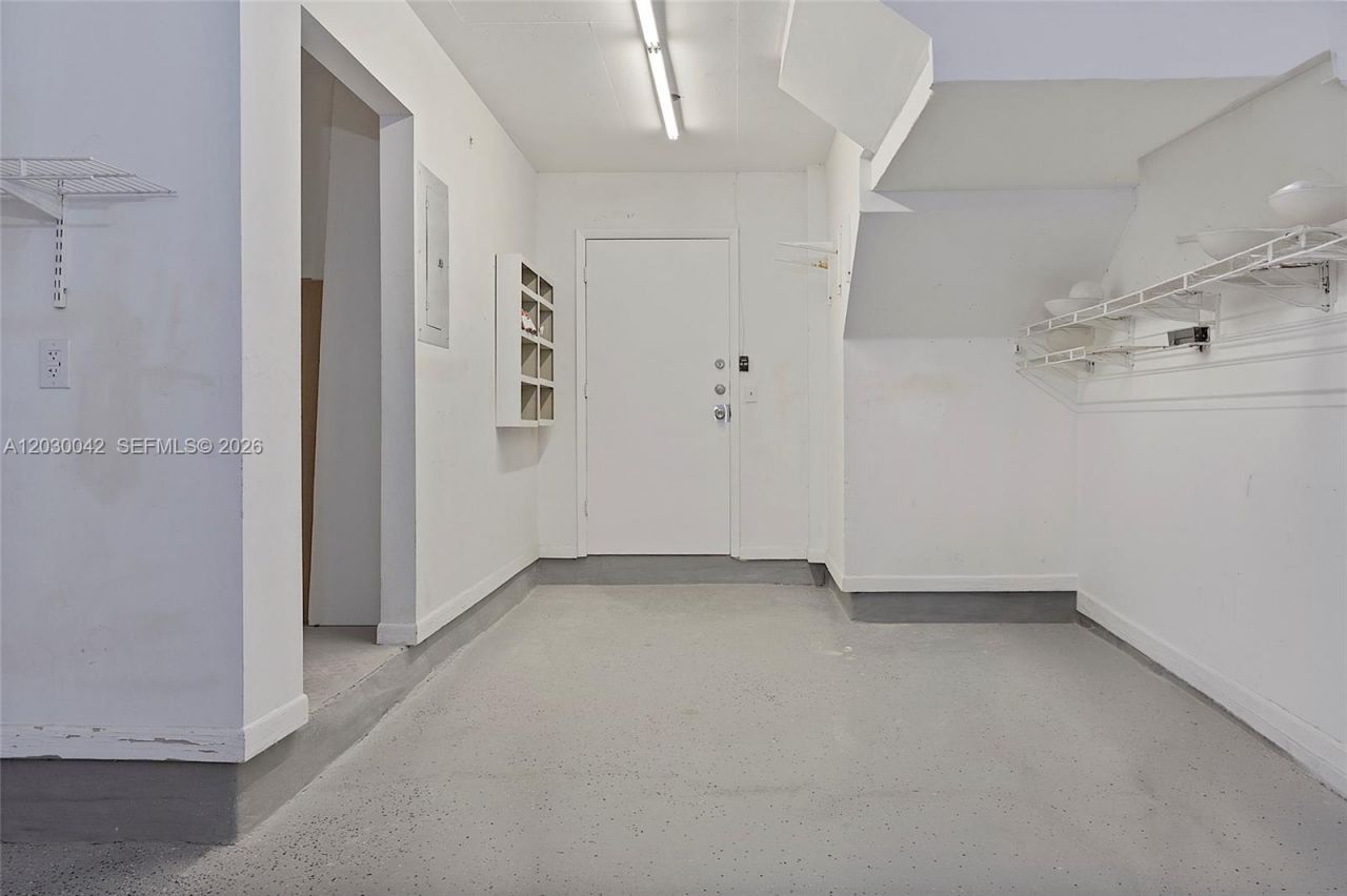 8631 NW 4th Ter, Unit 1001, Miami, FL 33126 Photo