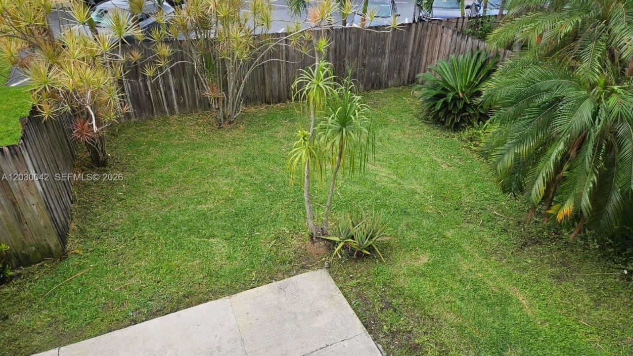 8631 NW 4th Ter, Unit 1001, Miami, FL 33126 Photo