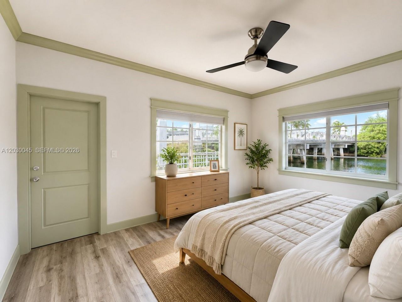 2137 Calais Dr , Unit 5, Miami Beach, FL 33141 Photo