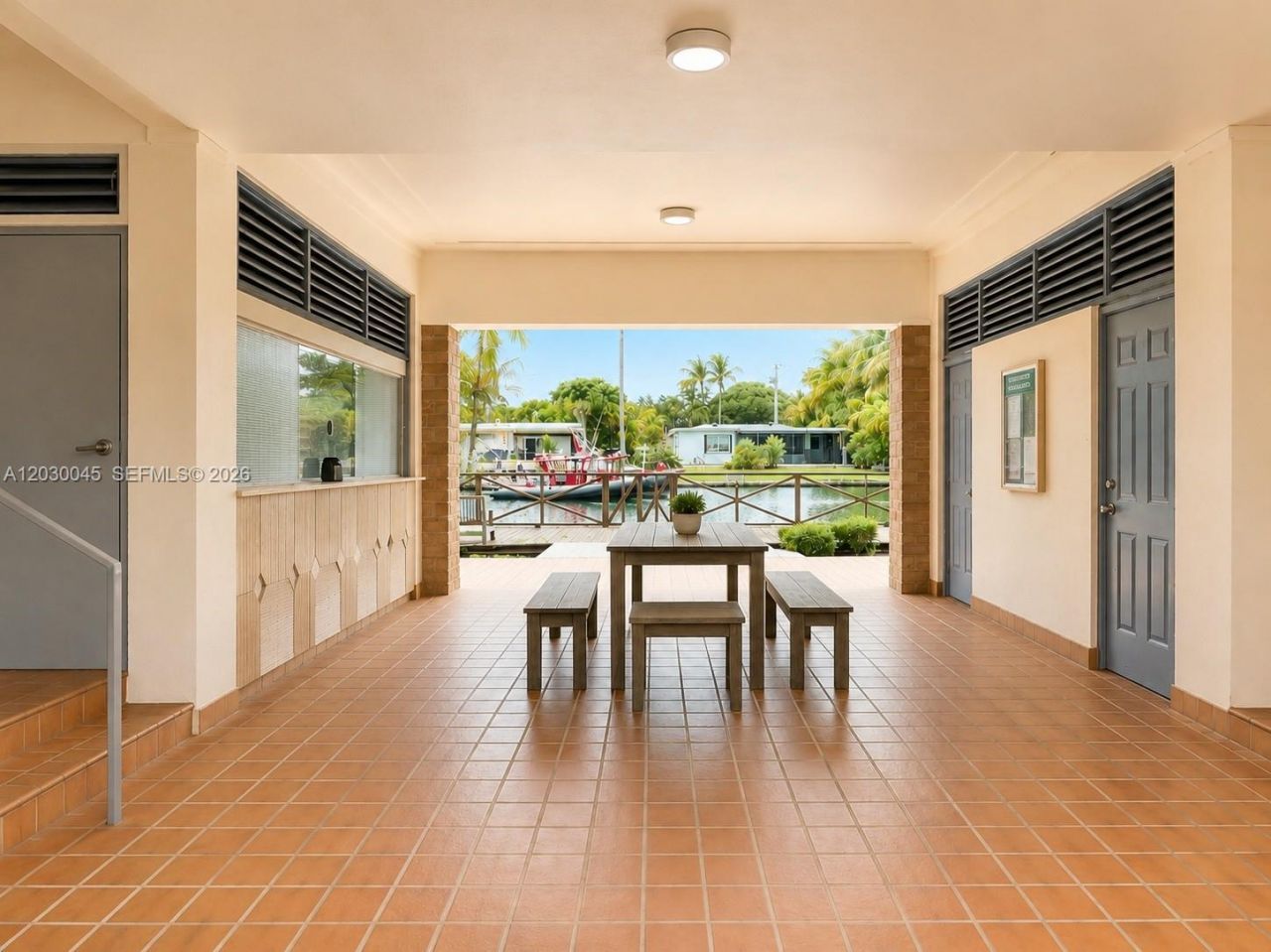 2137 Calais Dr , Unit 5, Miami Beach, FL 33141 Photo