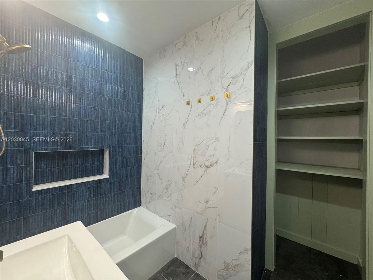 2137 Calais Dr, Unit 5, Miami Beach, FL 33141 Photo