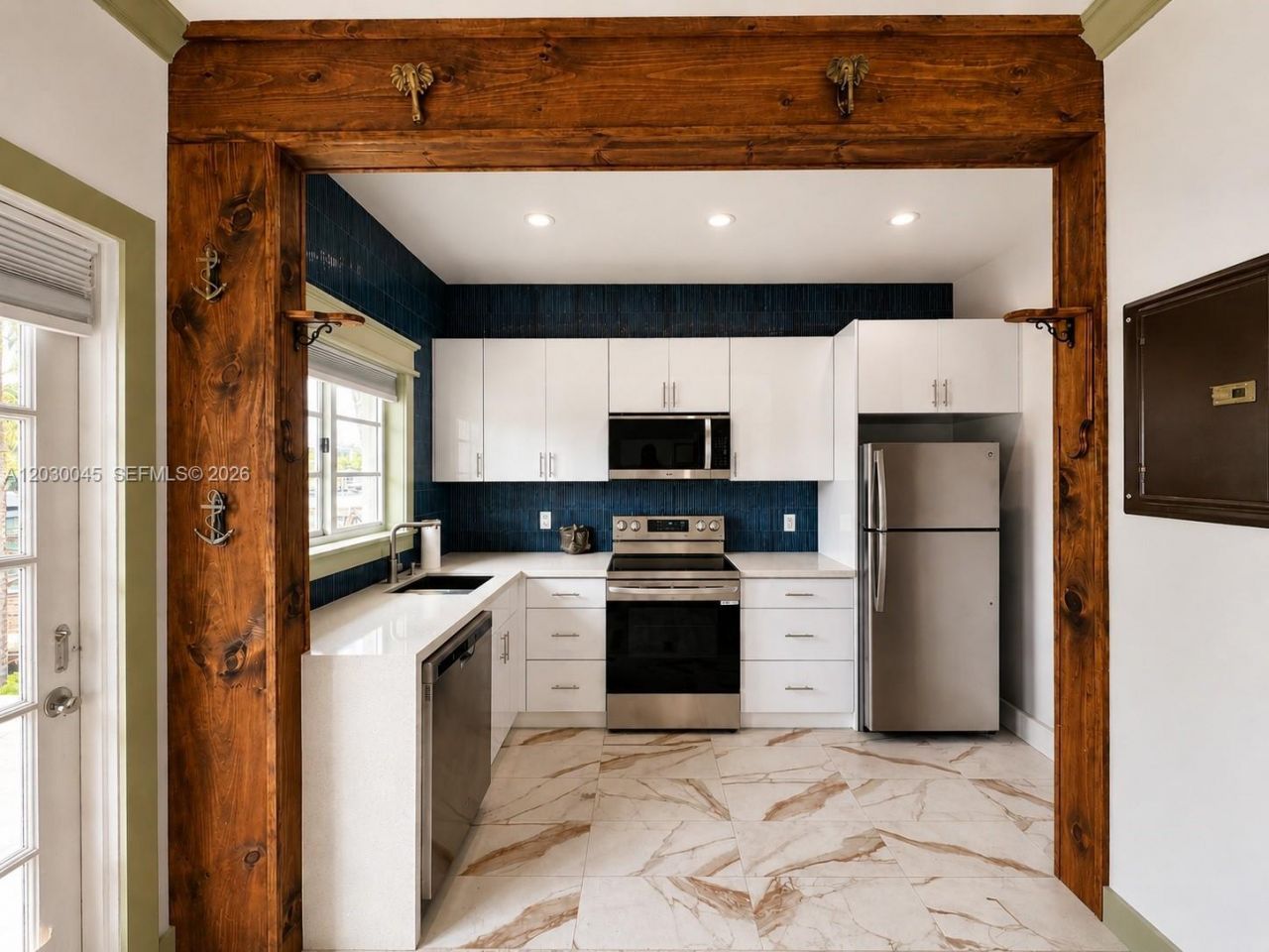 2137 Calais Dr , Unit 5, Miami Beach, FL 33141 Photo