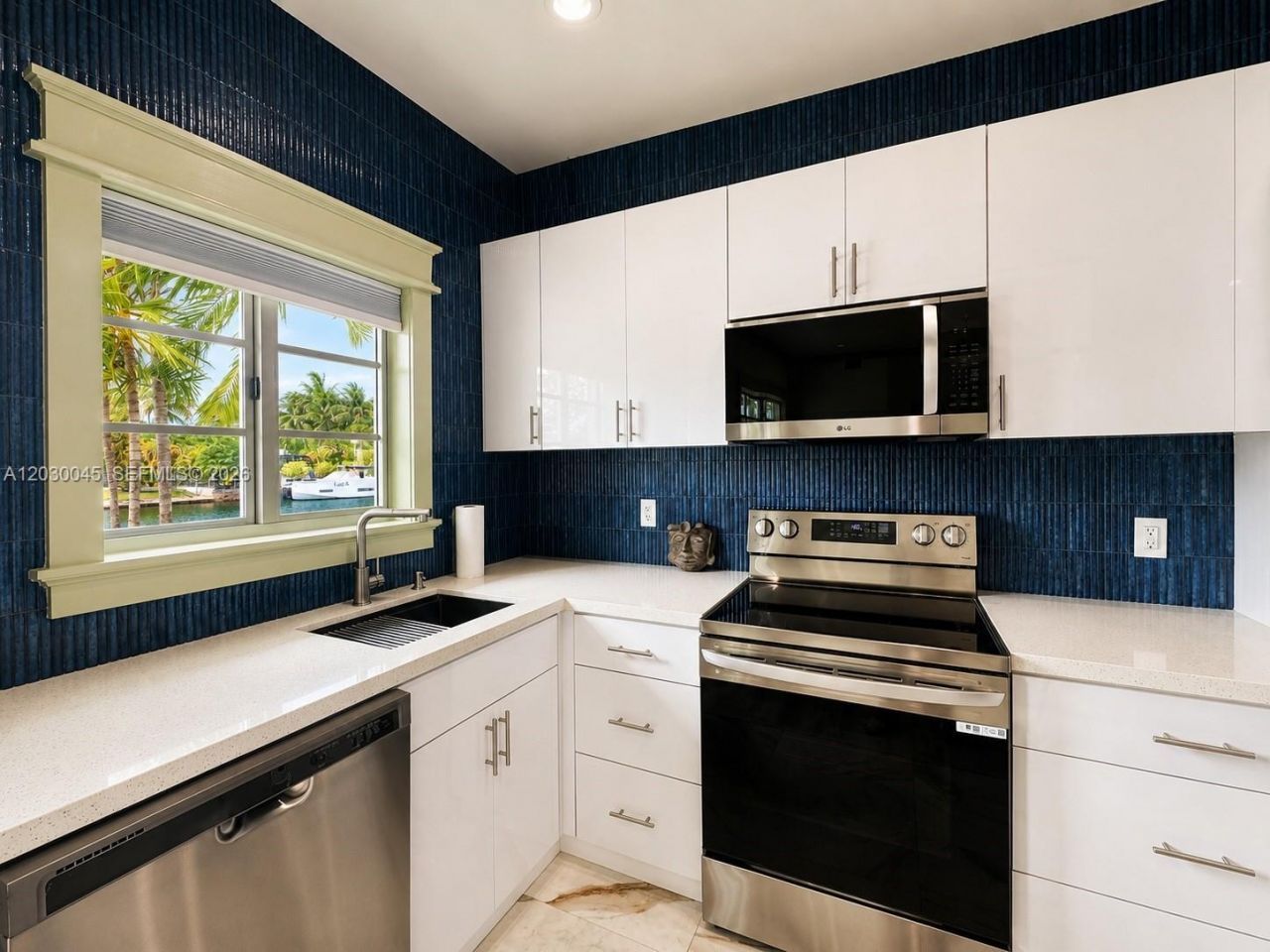 2137 Calais Dr , Unit 5, Miami Beach, FL 33141 Photo