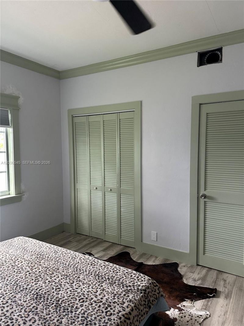 2137 Calais Dr , Unit 5, Miami Beach, FL 33141 Photo