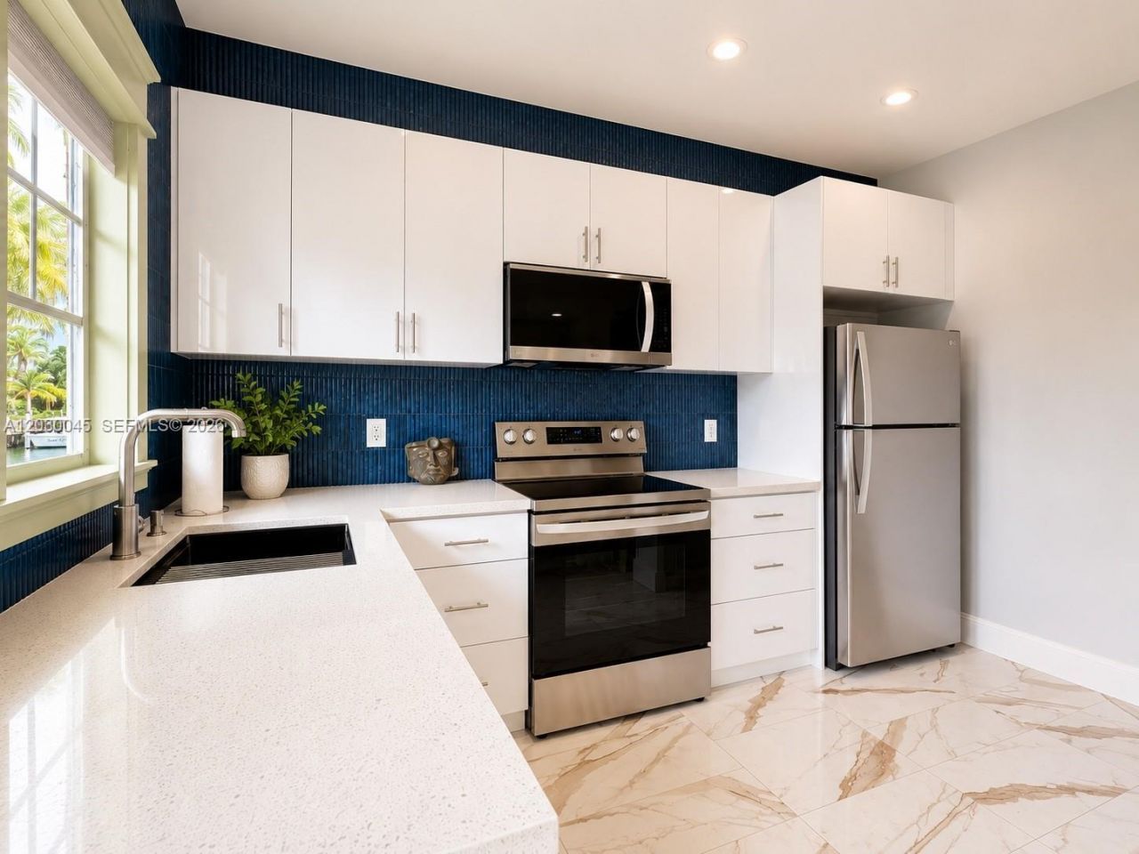 2137 Calais Dr , Unit 5, Miami Beach, FL 33141 Photo