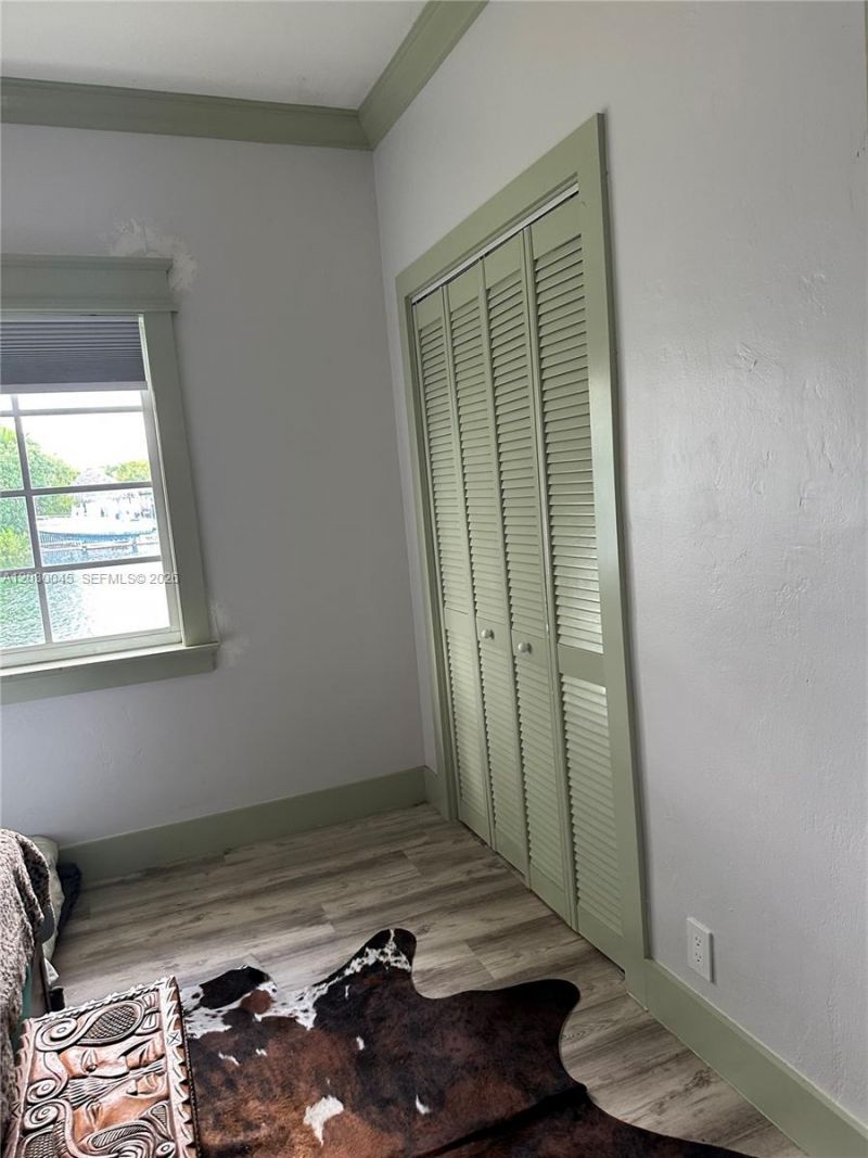 2137 Calais Dr , Unit 5, Miami Beach, FL 33141 Photo