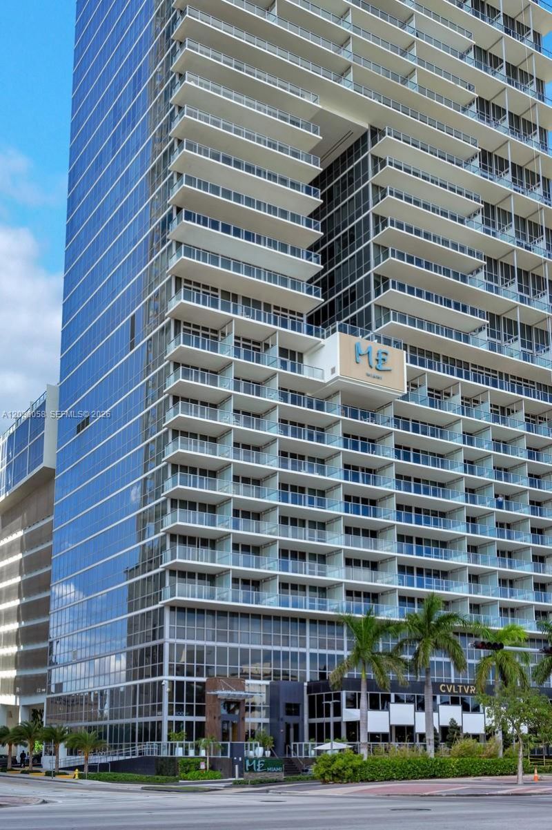 1100 Biscayne Blvd , Unit 5203, Miami, FL 33132 Photo