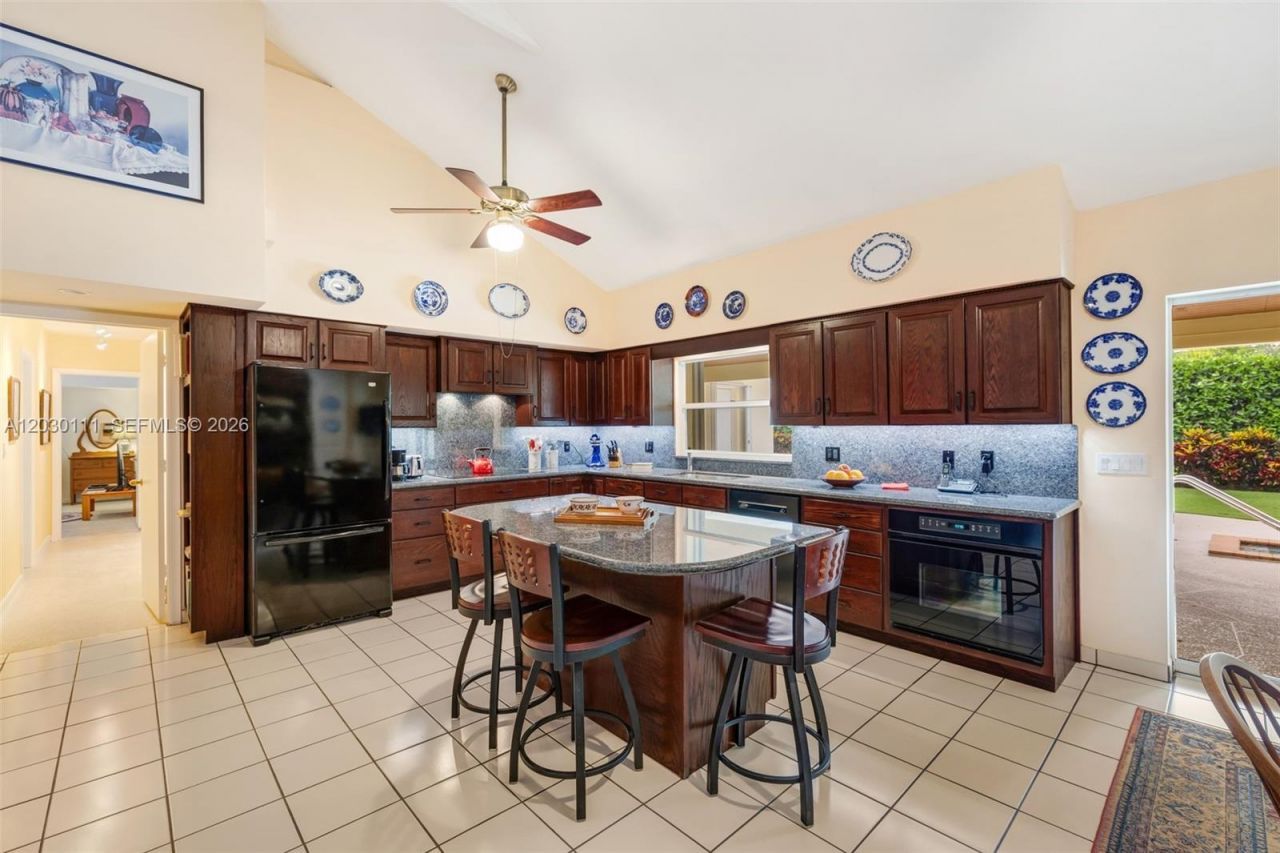 7350 SW 129th St , Pinecrest, FL 33156 Photo