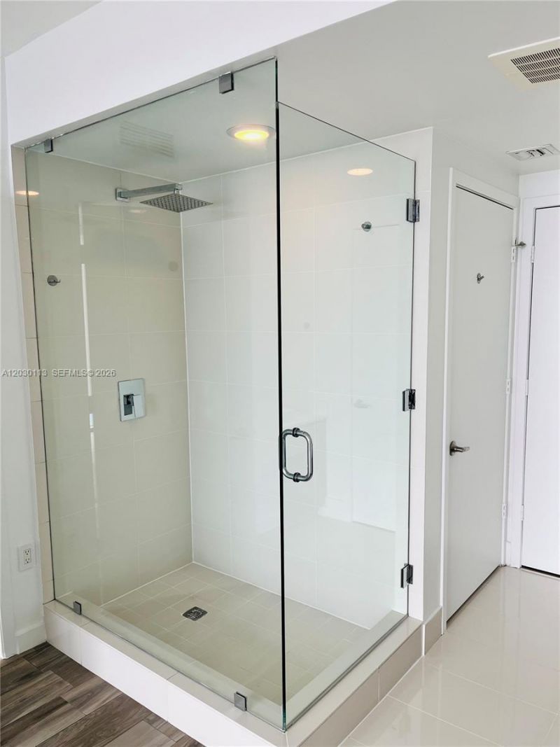 460 NE 28th St, Unit 1408, Miami, FL 33137 Photo