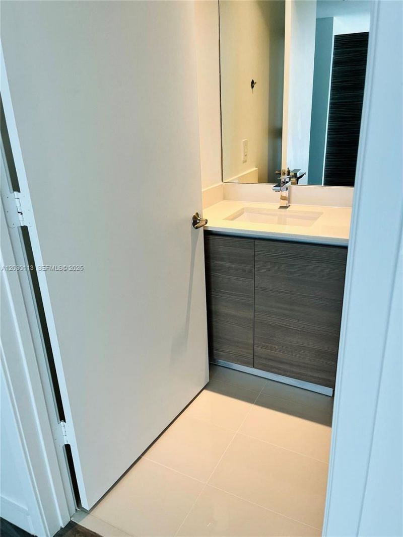 460 NE 28th St, Unit 1408, Miami, FL 33137 Photo