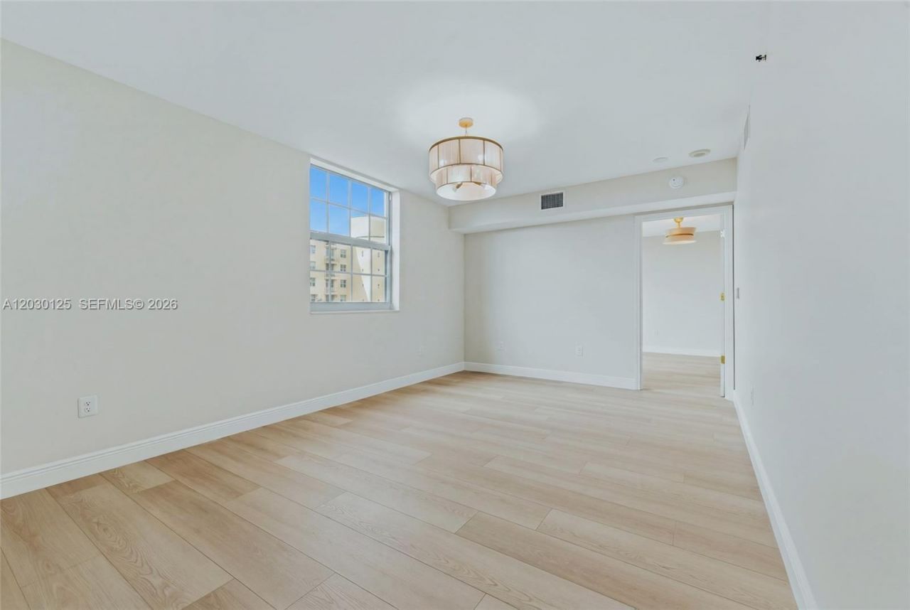 610 Clematis St , Unit 533, West Palm Beach, FL 33401 Photo