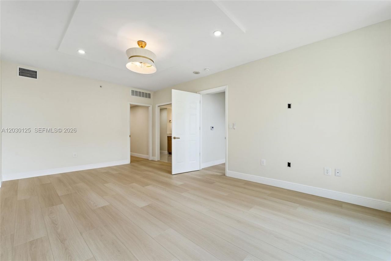 610 Clematis St , Unit 533, West Palm Beach, FL 33401 Photo