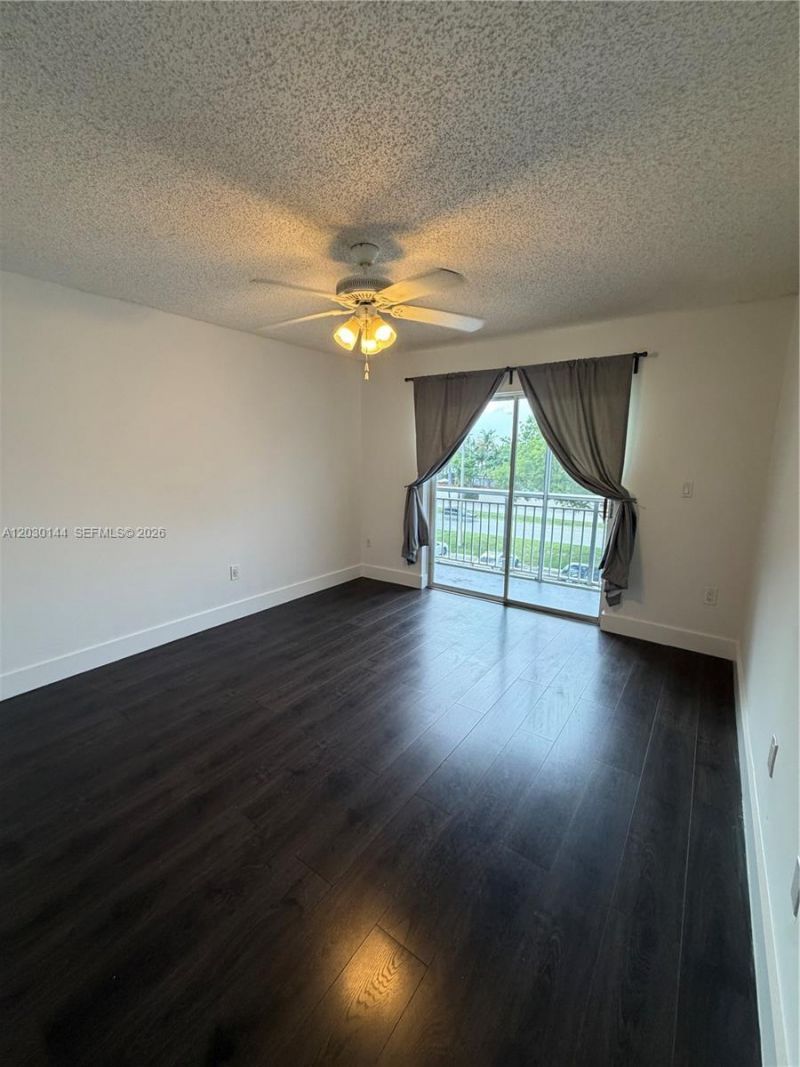 8540 SW 212th St , Unit 303, Cutler Bay, FL 33189 Photo