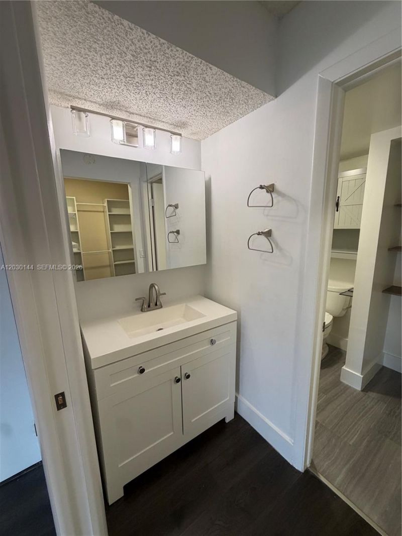 8540 SW 212th St , Unit 303, Cutler Bay, FL 33189 Photo