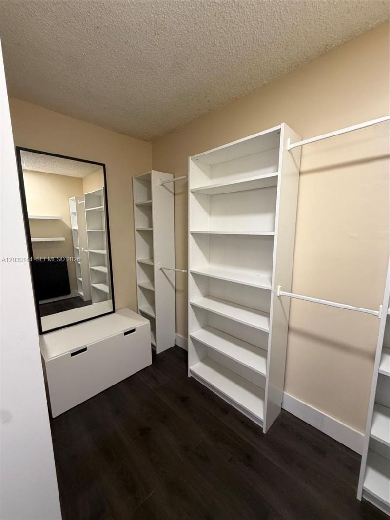 8540 SW 212th St , Unit 303, Cutler Bay, FL 33189 Photo