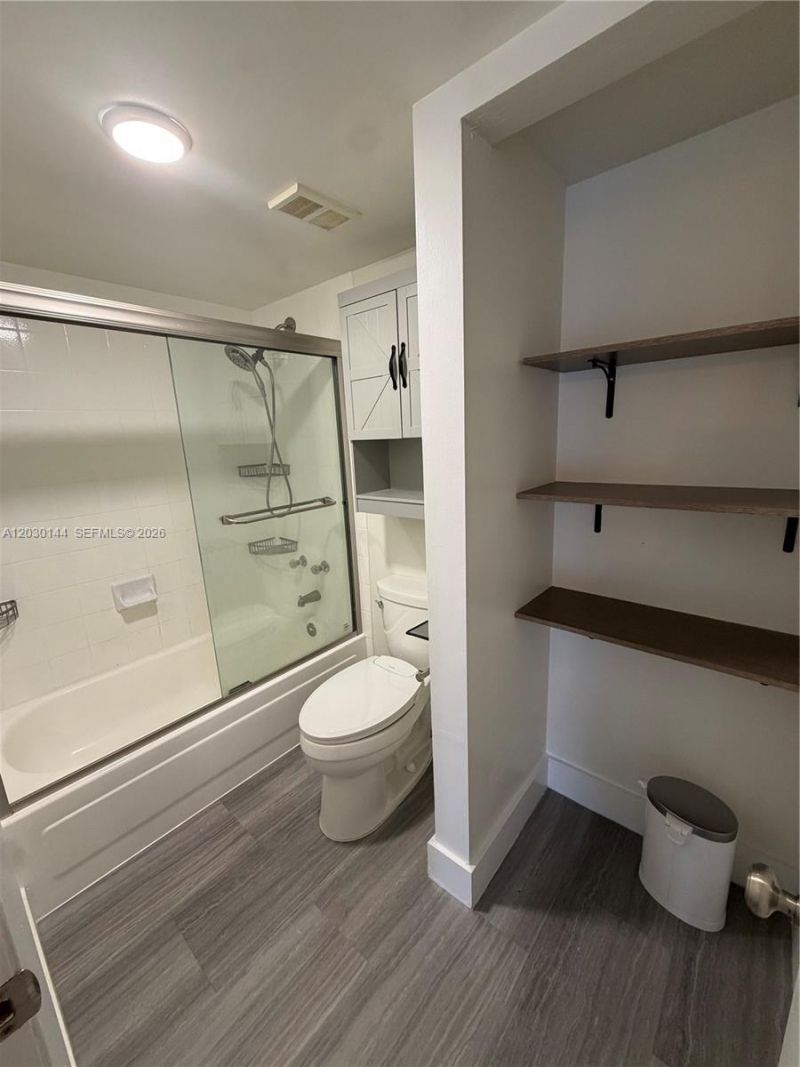 8540 SW 212th St , Unit 303, Cutler Bay, FL 33189 Photo