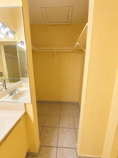 9013 SW 8th Ter , Miami, FL 33174 Photo