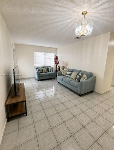 9013 SW 8th Ter , Miami, FL 33174 Photo