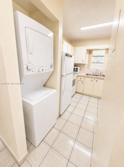 9013 SW 8th Ter , Miami, FL 33174 Photo
