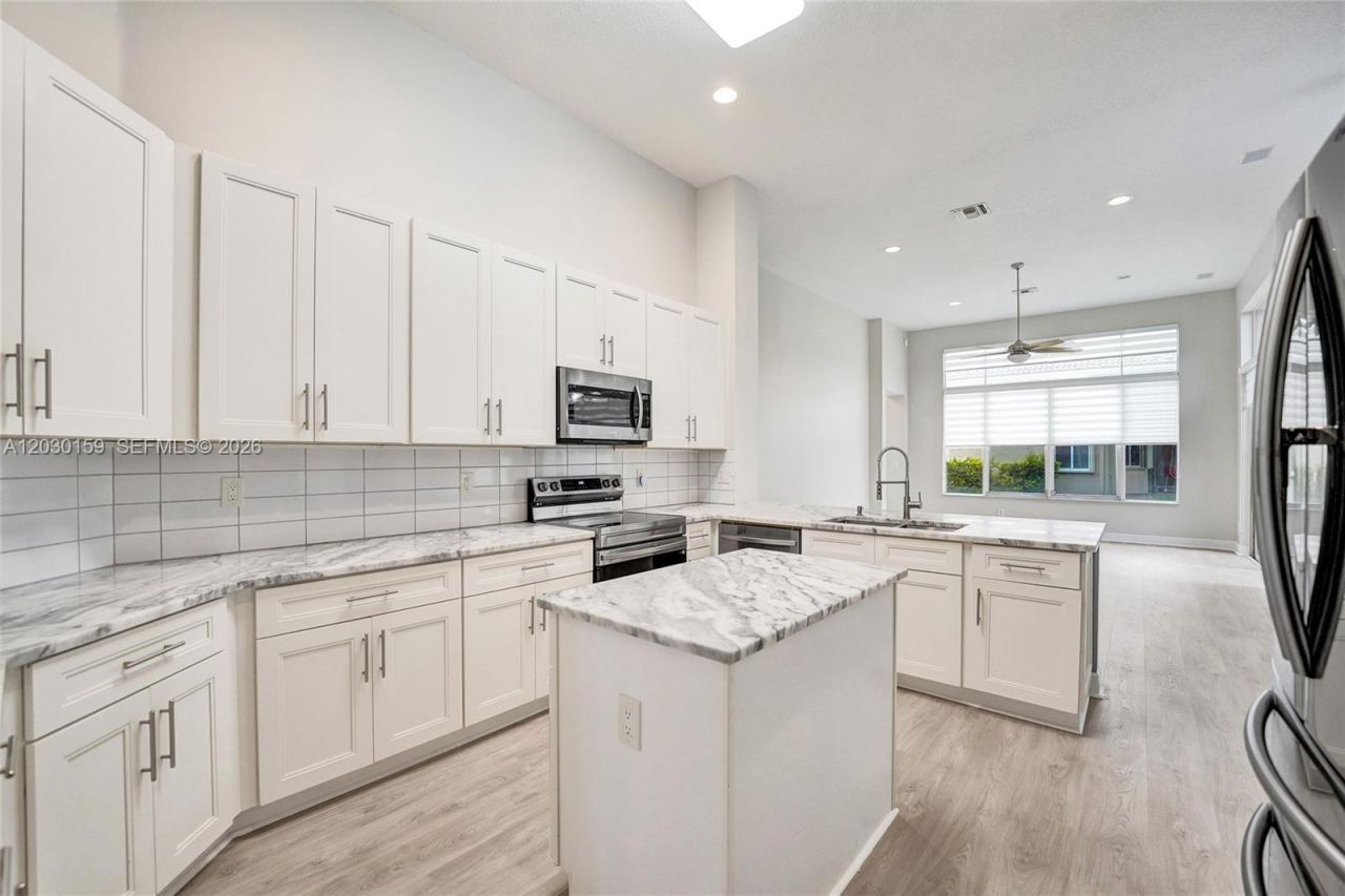 6334 SW 192nd Ave , Unit 6334, Pembroke Pines, FL 33332 Photo