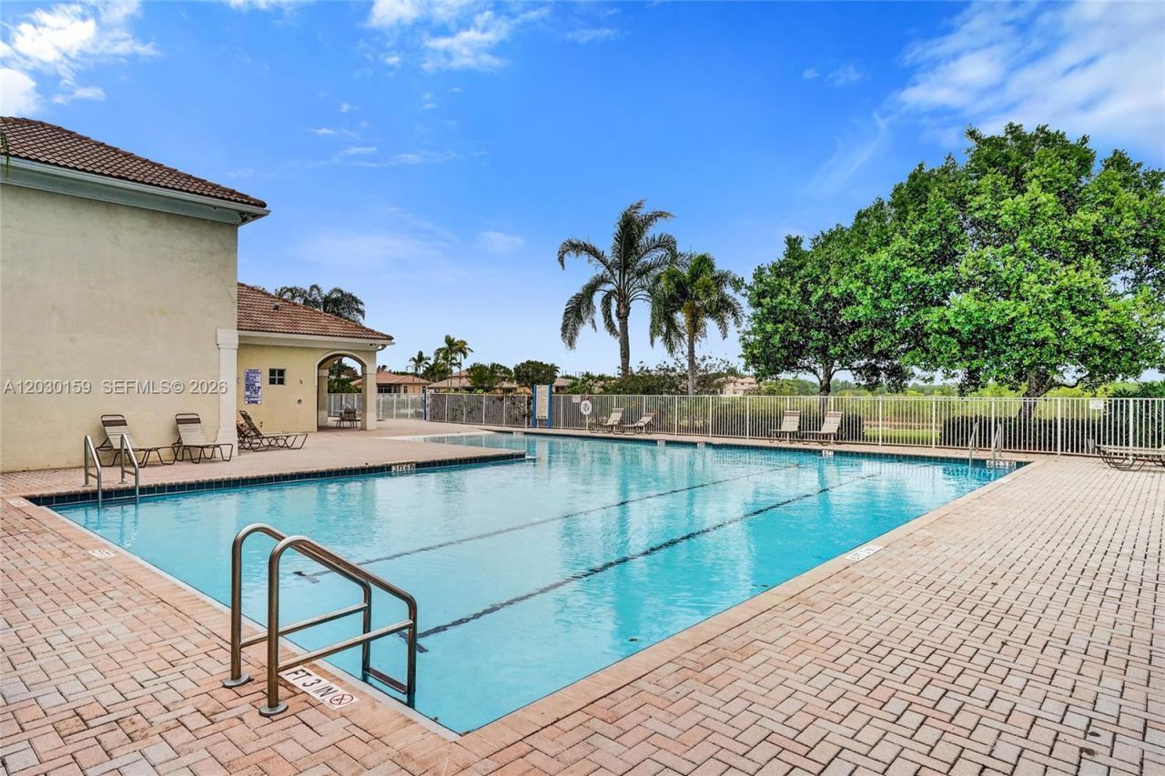 6334 SW 192nd Ave , Unit 6334, Pembroke Pines, FL 33332 Photo