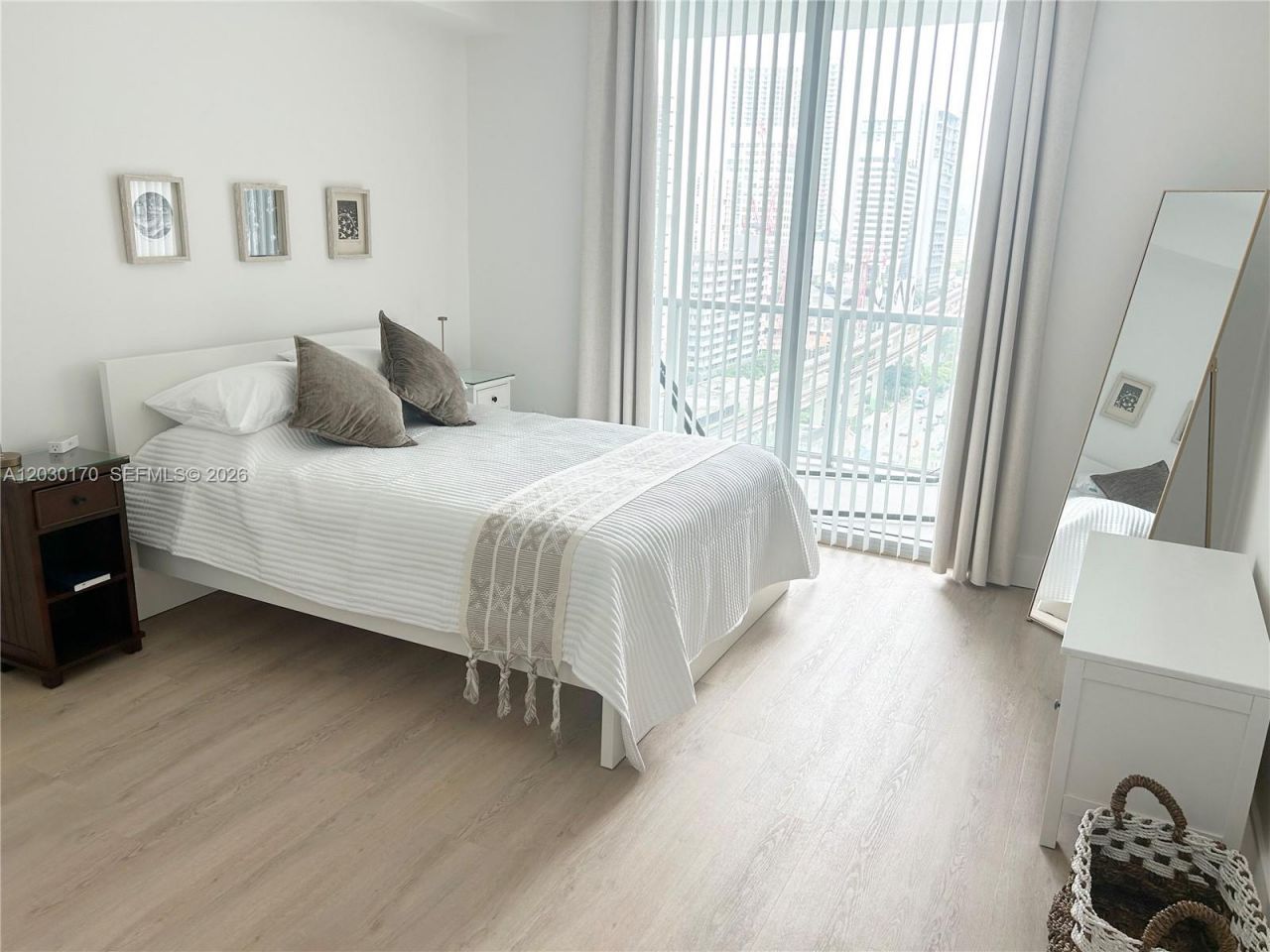 79 SW 12th St, Unit 1710-S, Miami, FL 33130 Photo