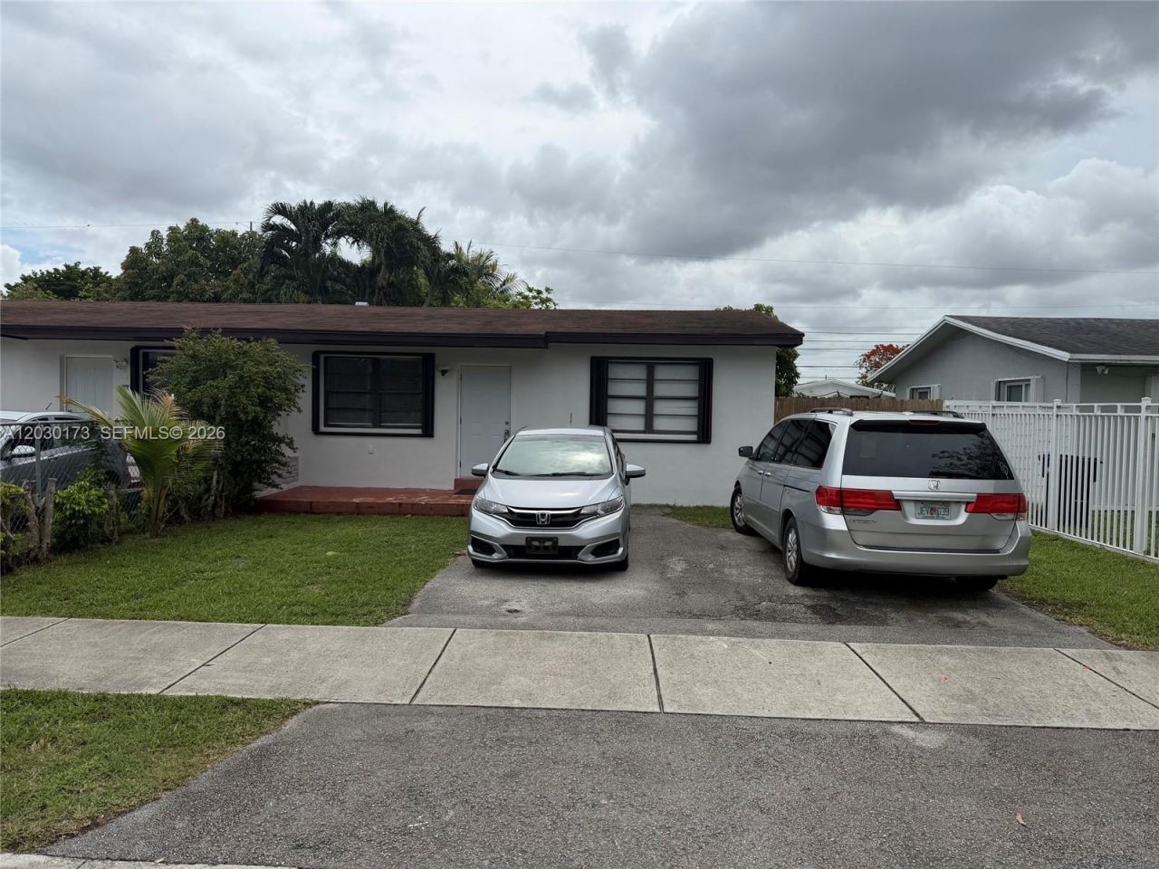 1047 SW 76th Ave, Miami, FL 33144 Main Photo