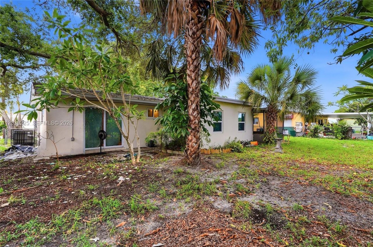 18431 NW 39th Ct , Miami Gardens, FL 33055 Photo