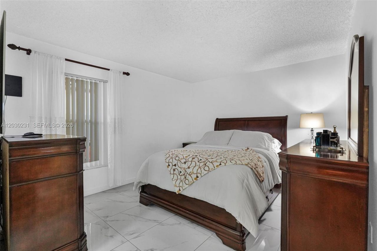 6095 W 18th Ave, Unit S107, Hialeah, FL 33012 Photo