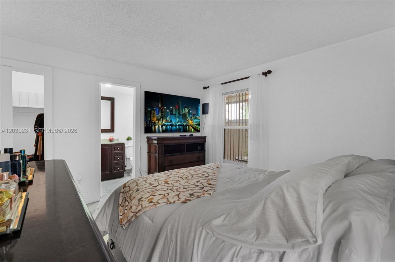 6095 W 18th Ave, Unit S107, Hialeah, FL 33012 Photo
