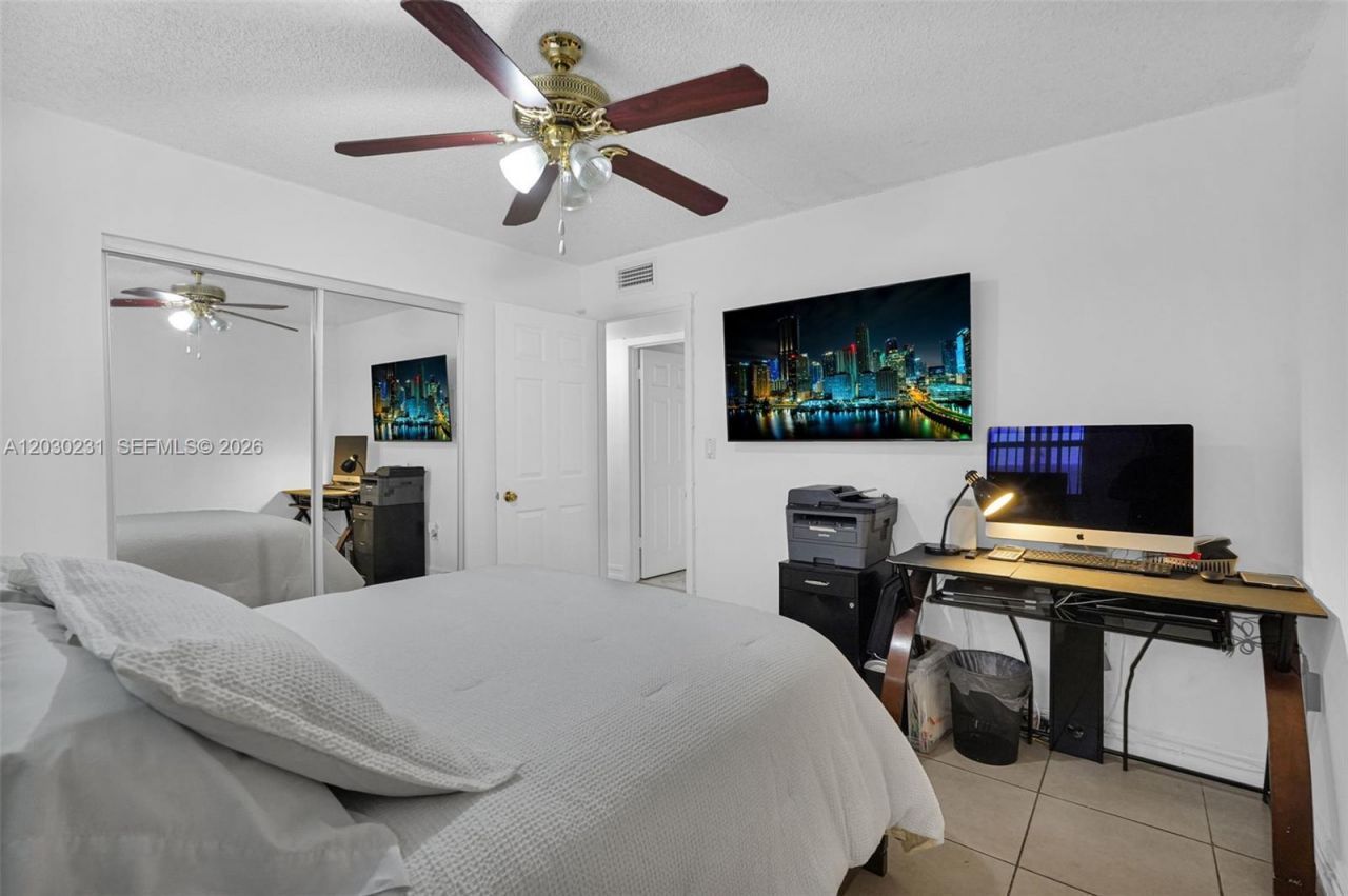 6095 W 18th Ave, Unit S107, Hialeah, FL 33012 Photo
