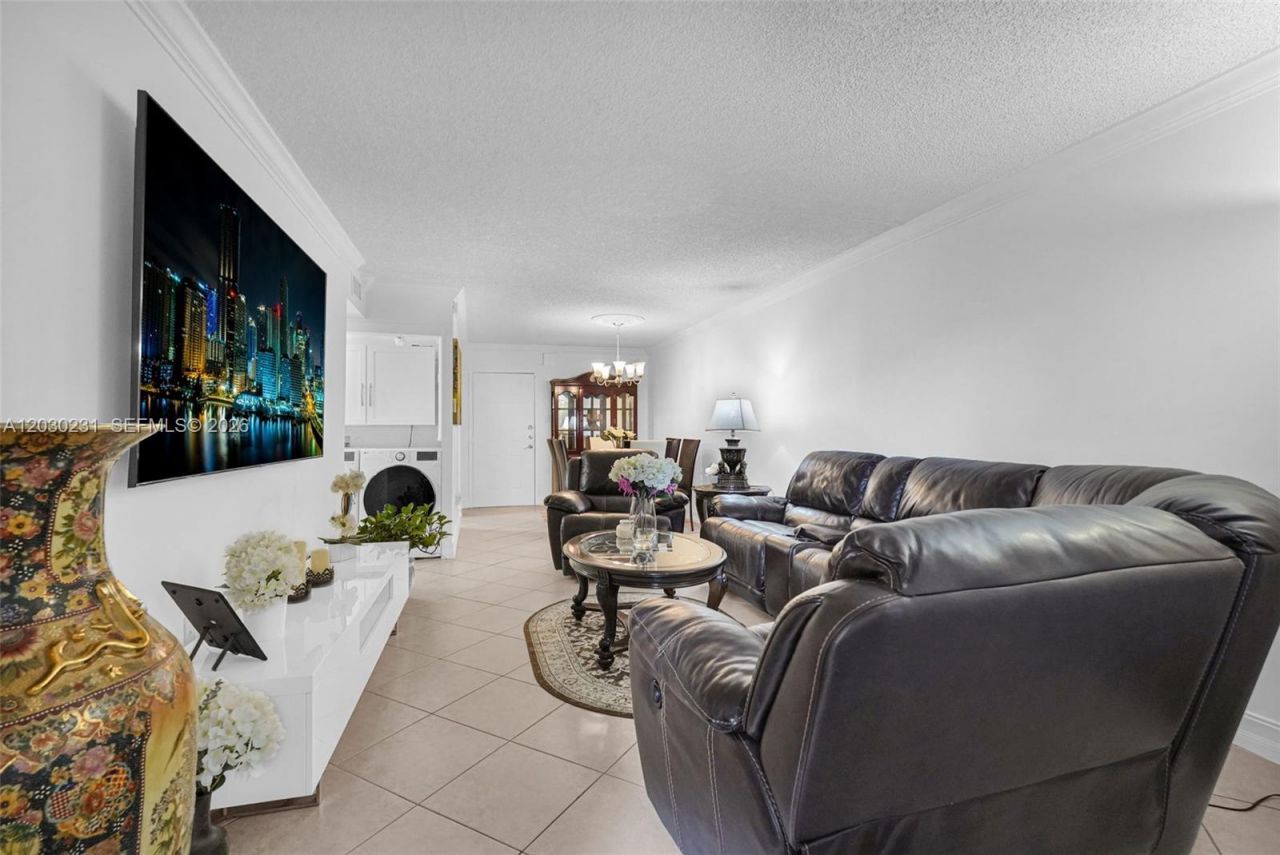 6095 W 18th Ave, Unit S107, Hialeah, FL 33012 Photo