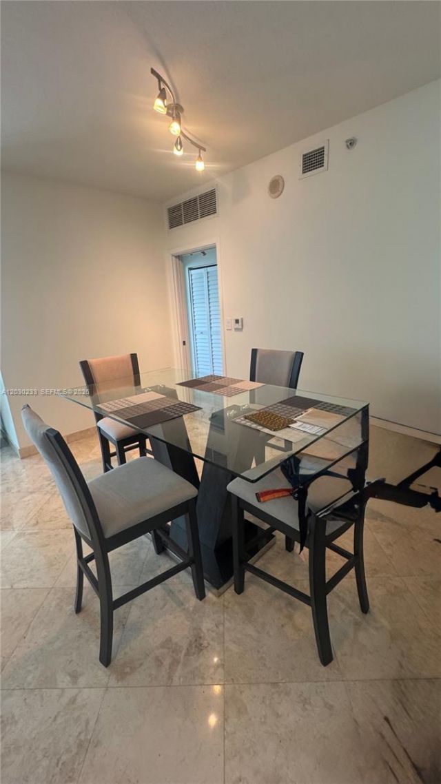 335 S Biscayne Blvd , Unit 2908, Miami, FL 33131 Photo