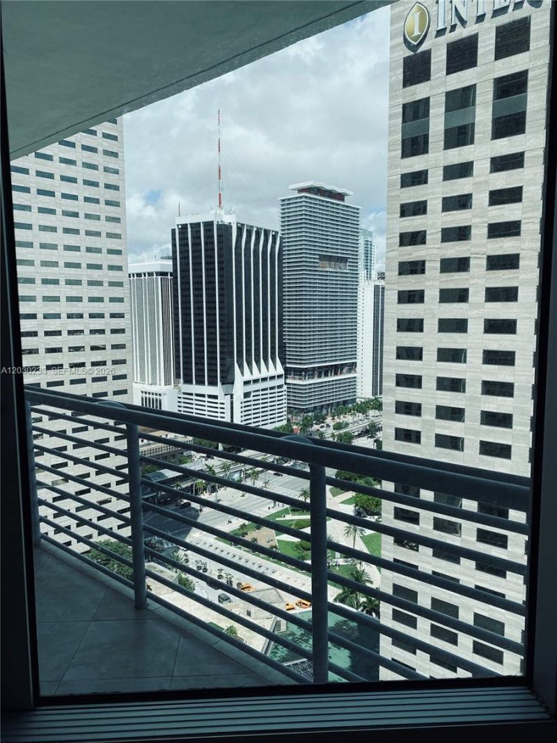 335 S Biscayne Blvd , Unit 2908, Miami, FL 33131 Photo