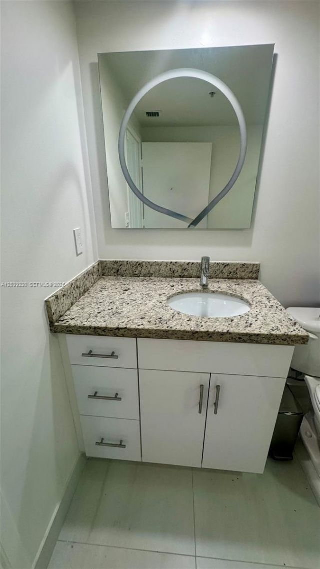 335 S Biscayne Blvd , Unit 2908, Miami, FL 33131 Photo