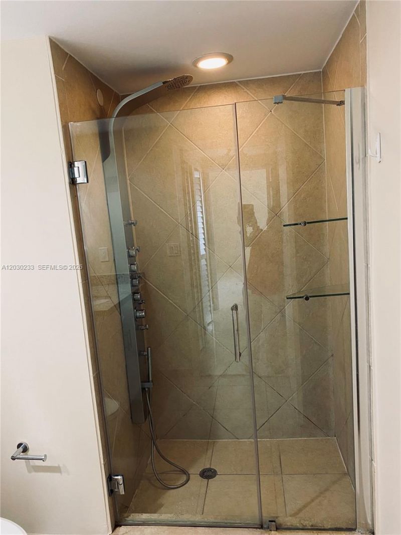 335 S Biscayne Blvd , Unit 2908, Miami, FL 33131 Photo
