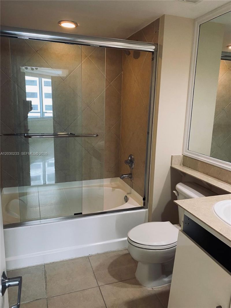 335 S Biscayne Blvd , Unit 2908, Miami, FL 33131 Photo