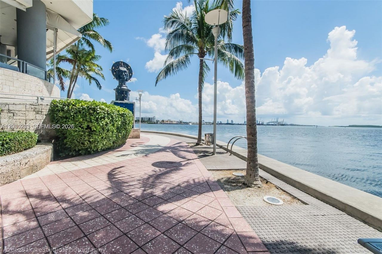 335 S Biscayne Blvd, Unit 2908, Miami, FL 33131 Photo