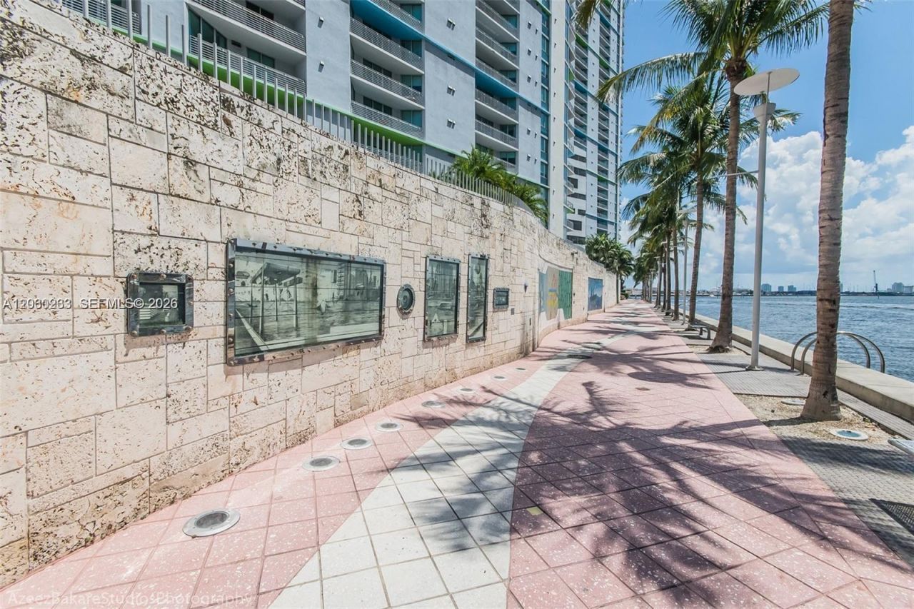 335 S Biscayne Blvd, Unit 2908, Miami, FL 33131 Photo