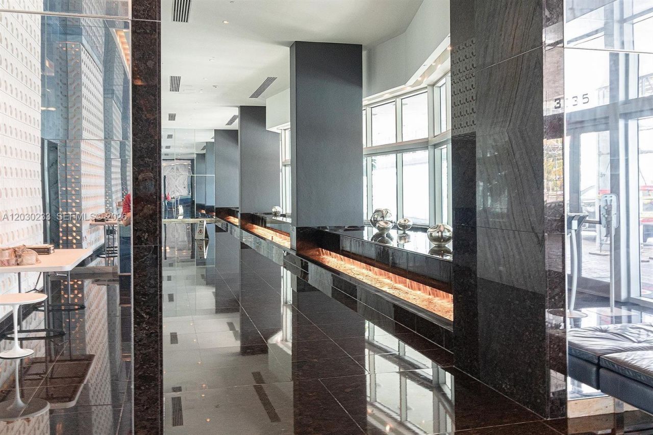 335 S Biscayne Blvd, Unit 2908, Miami, FL 33131 Photo