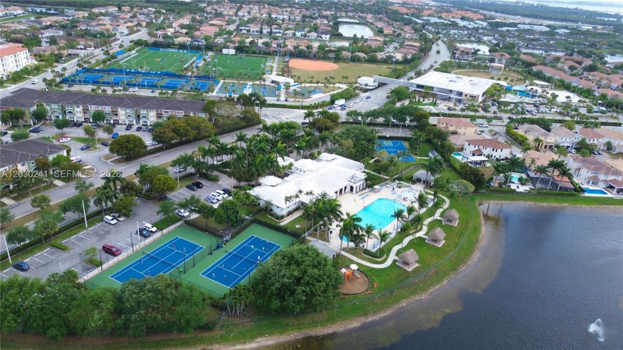 10918 NW 78th Ter , Doral, FL 33178 Photo