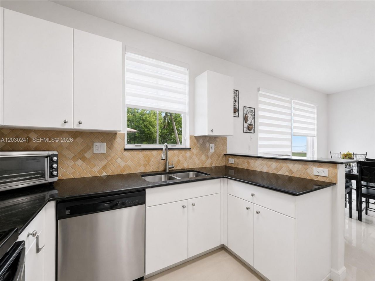 10918 NW 78th Ter , Doral, FL 33178 Photo