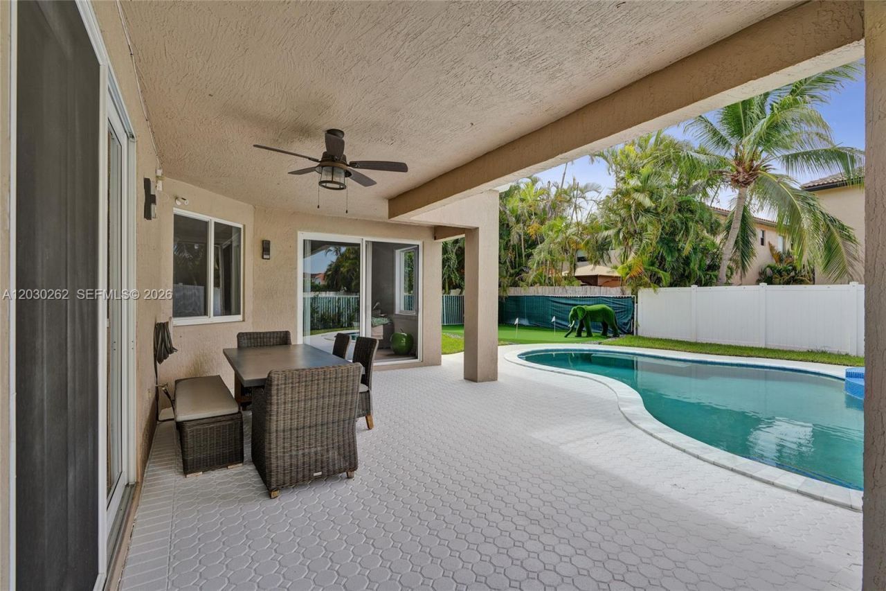 16180 SW 14th St , Pembroke Pines, FL 33027 Photo