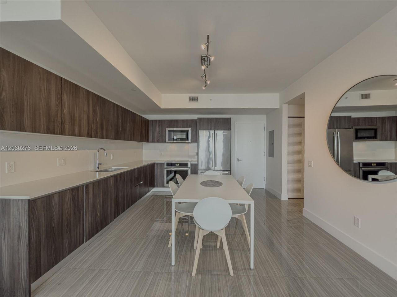 2960 NE 207th St , Unit 1104, Aventura, FL 33180 Photo