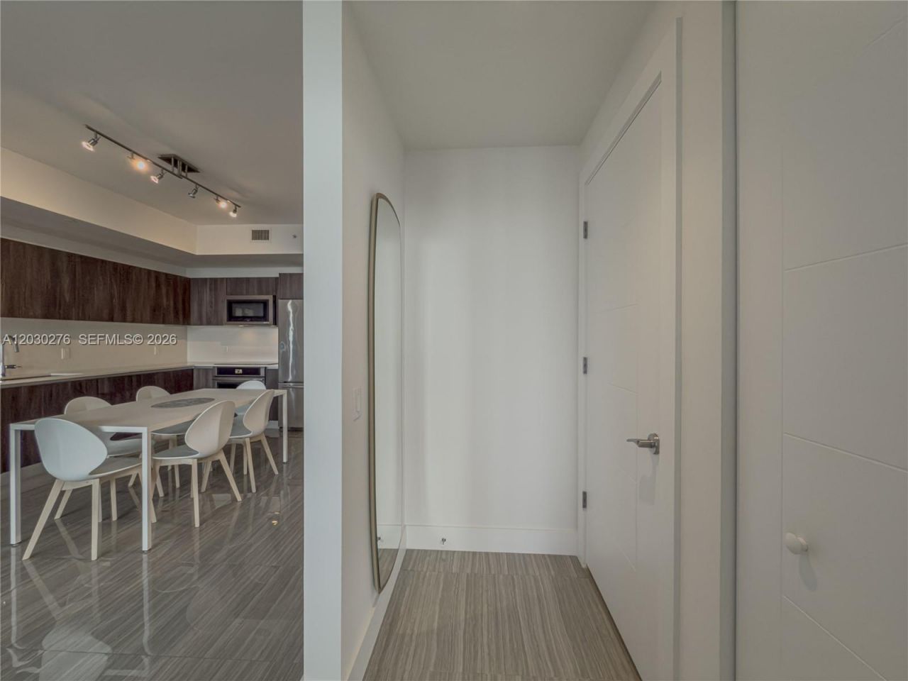 2960 NE 207th St , Unit 1104, Aventura, FL 33180 Photo