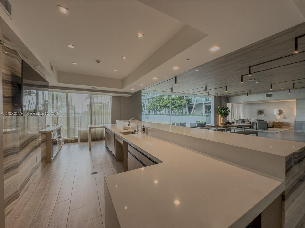2960 NE 207th St , Unit 1104, Aventura, FL 33180 Photo