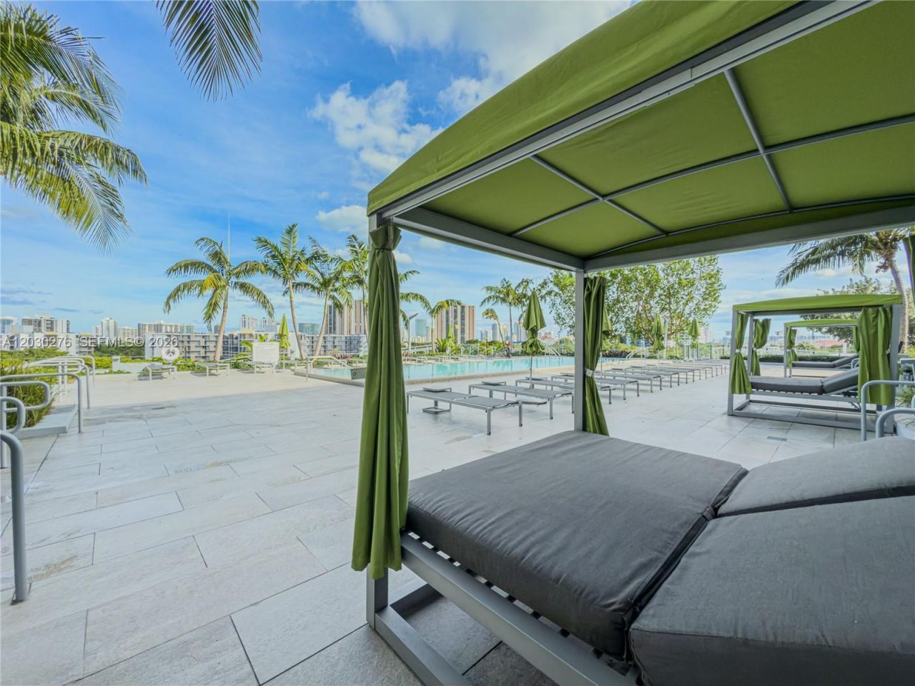 2960 NE 207th St , Unit 1104, Aventura, FL 33180 Photo