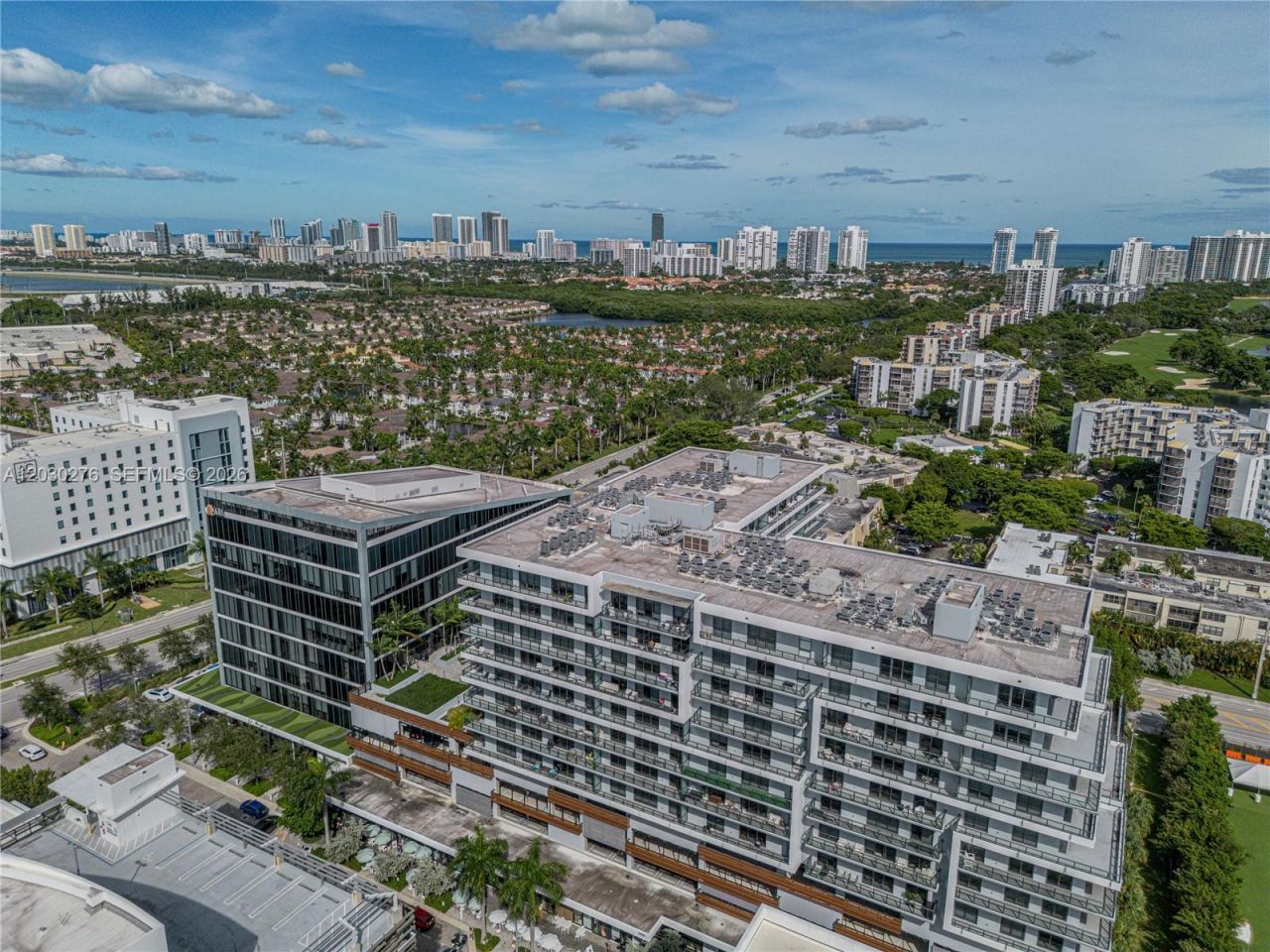 2960 NE 207th St , Unit 1104, Aventura, FL 33180 Photo